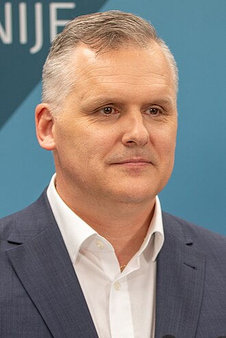 Bojan Kumer