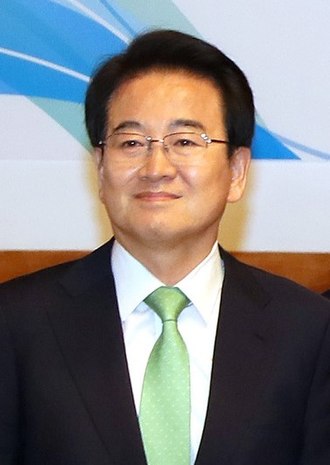 Chung Dong-young