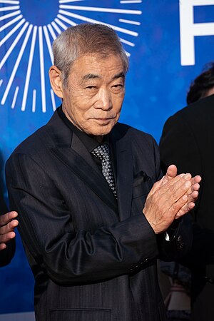 Akira Emoto